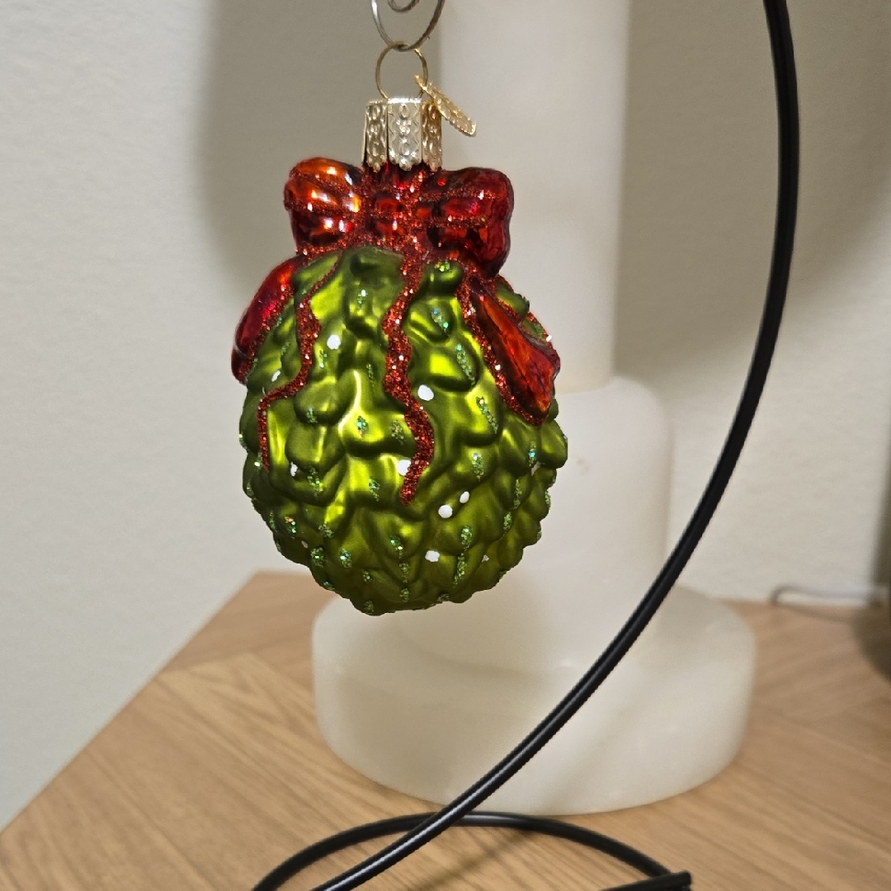 Vintage Wreath Ornament